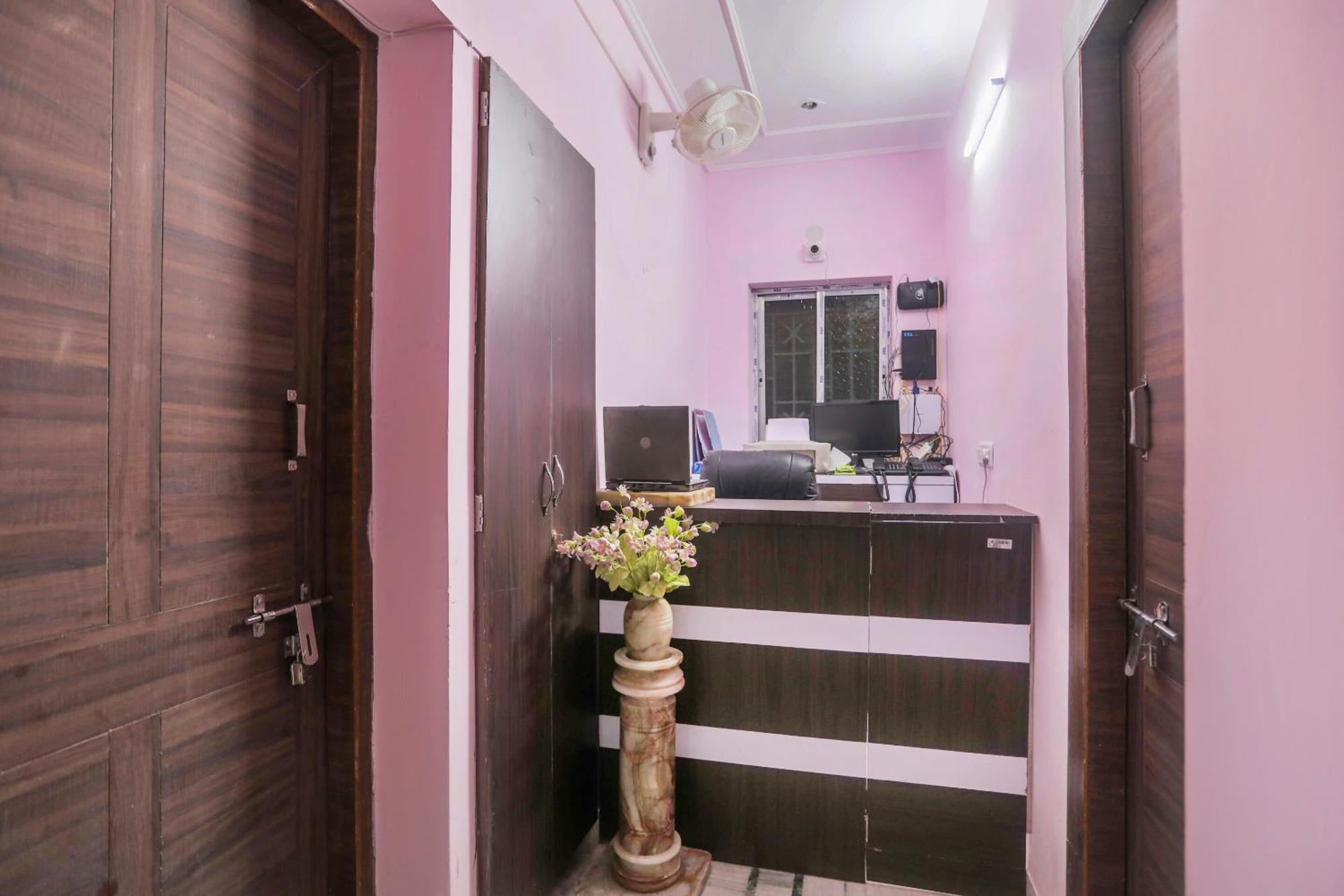 Hotel O Ma Kali Guest House Near City Centre Salt Lake Солт-Лейк-Сити Экстерьер фото