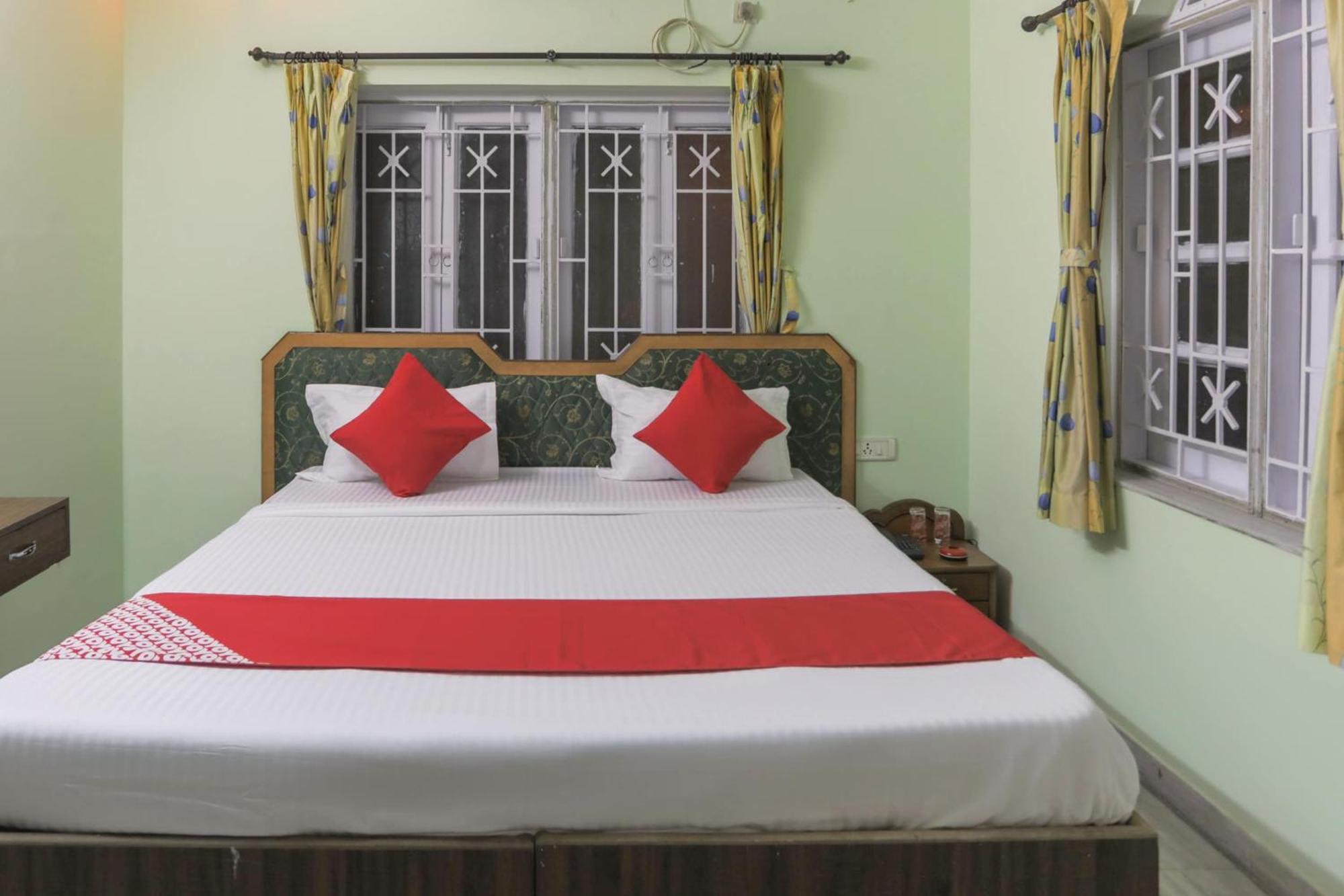 Hotel O Ma Kali Guest House Near City Centre Salt Lake Солт-Лейк-Сити Экстерьер фото